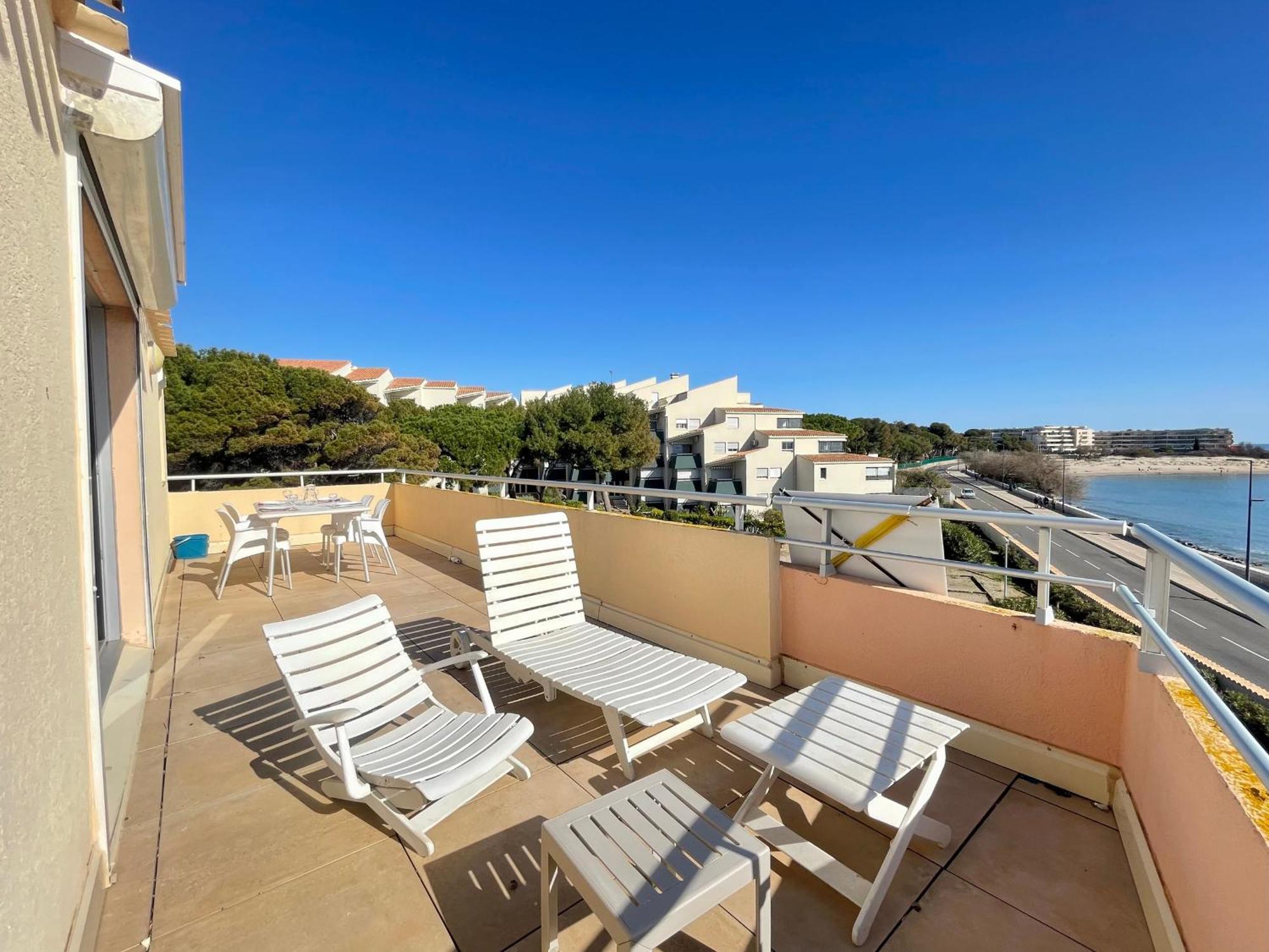 Appartement 2 Pieces Avec Terrasse 25M² Et Parking A 50M De La Plage - Fr-1-338-114 Sète Exteriér fotografie